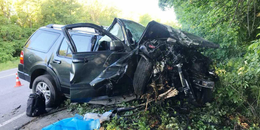 Автотроща на Вінниччині: шпиталізовані шестеро людей