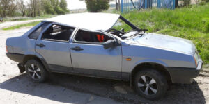 У Жмеринському районі на трасі перекинувся «ВАЗ 21099»