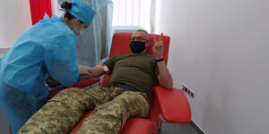 Вінницькі військовослужбовці поповнили запас донорської крові