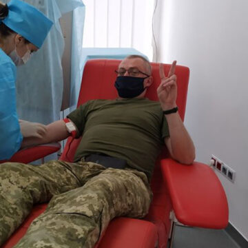 Вінницькі військовослужбовці поповнили запас донорської крові