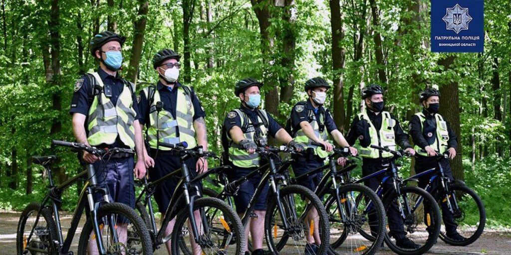 На дорогах Вінниці знову з'явились велопатрульні