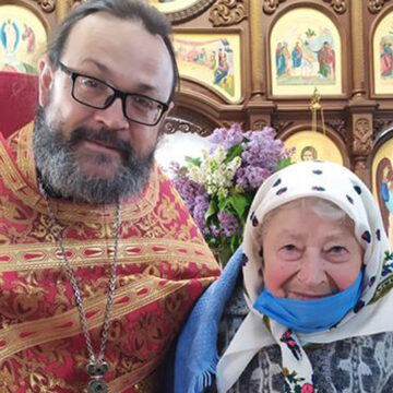 Жмеринська бабуся, в якої підозрювали коронавірус, вже знову ходить до церкви