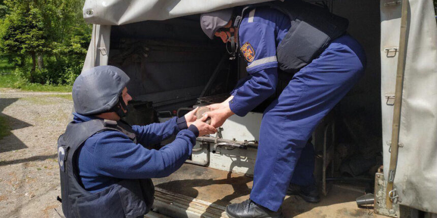 На Вінниччині знищили снаряд та гранату часів Другої світової