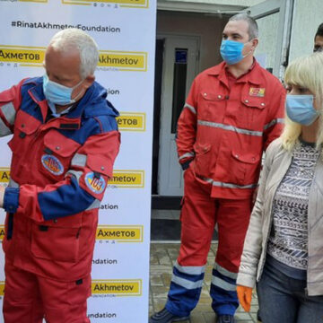 Майже 3 тисячі експрес-тестів отримали медики служби екстреної допомоги Вінниччини