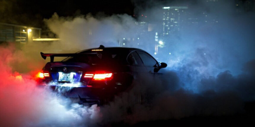 У Вінниці поліція зупинила небезпечний нічний дріфт