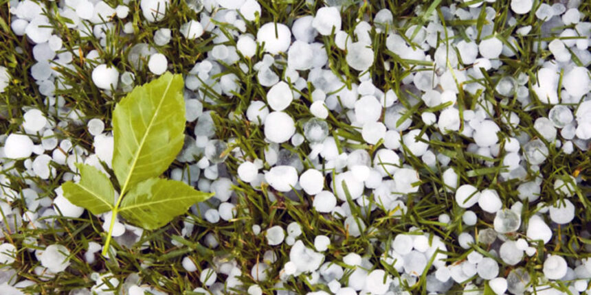 Синоптики прогнозують у Вінниці не лише дощі, а й град