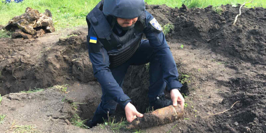 На Вінниччині рятувальники вилучили  понад 600 снарядів часів Другої світової