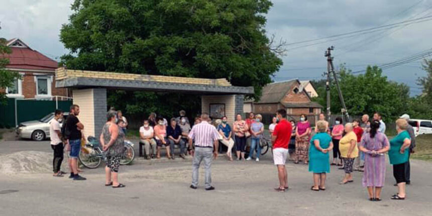 Мешканці Вінницьких Хуторів просять подовжити транспортний маршрут 29А