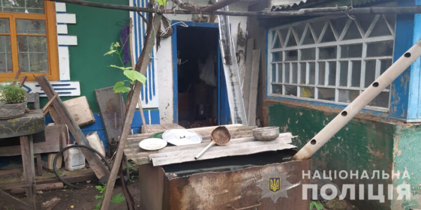 У Чечельницькому районі злодії пограбували 86-річного дідуся