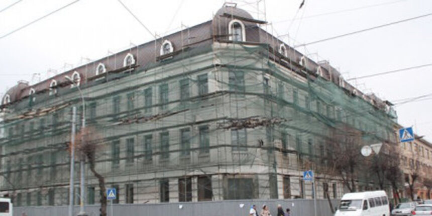 У Вінниці пояснили, чому знесли паркан на розі Тетральної та Соборної