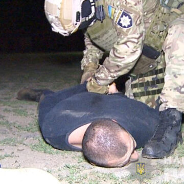 На Вінниччині поліцейські затримали крадіїв засобів захисту рослин