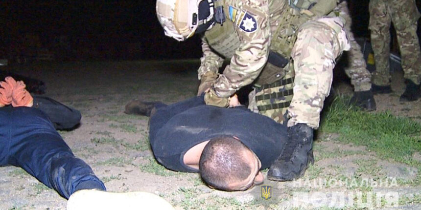 На Вінниччині поліцейські затримали крадіїв засобів захисту рослин