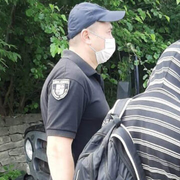Поліцейські затримали підозрюваного у вчиненні розбійного нападу на мешканку Ямпільщини