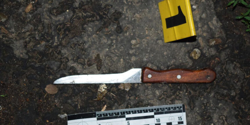 Поліція затримала зловмисників, які вимагали у мешканця Іллінецького району 3 000 доларів