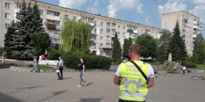 Зустріч мера з громадськістю у Жмеринці убезпечили 50 поліцейських