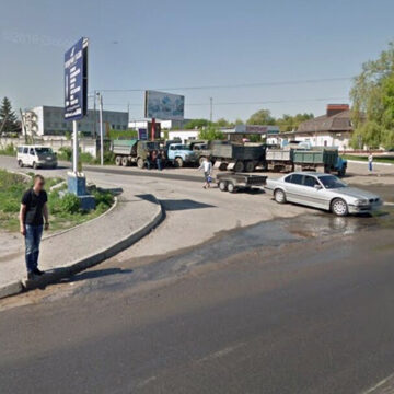 Вінничани просять врегулювати рух у Вінниці на перехресті вул.Шептицького та Сабарівського шосе