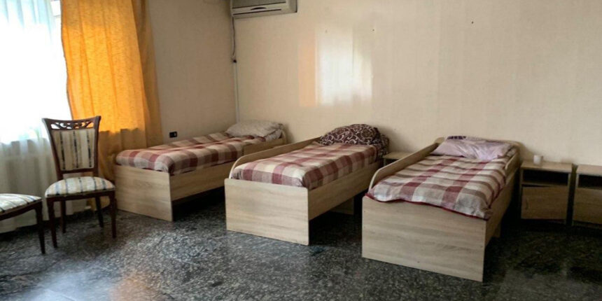 У Вінниці перевірили як доглядають за старенькими у приватному будинку пристарілих