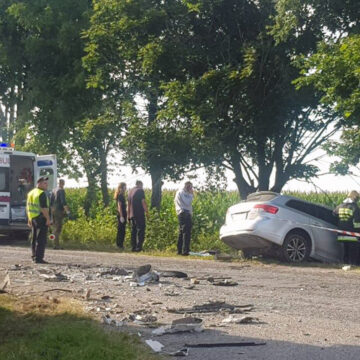 Поліція розслідує обставини аварії у Мурованокуриловецькому районі, де загинули троє людей