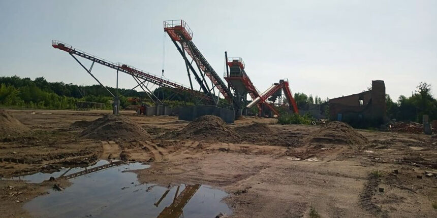 У Калинівському районі відроджують обробку граніту, який містить дорогоцінні камені