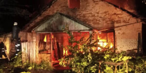 У Тиврівському районі вогнеборці ліквідували загоряння в недіючій будівлі