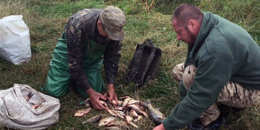 У Тиврівському районі рибалка-порушник завдав майже 2,5 тис. грн збитків