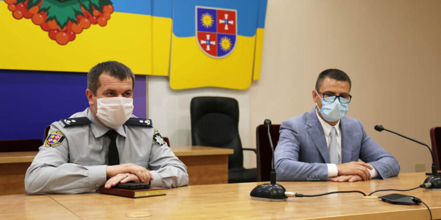 Вінницьких слідчих привітали з професійним святом