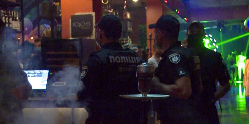 Вінницька поліція продовжує перевірку нічних розважальних закладів на дотримання вимог карантину