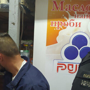 У Вінниці чоловік прийшов за “дармовою випивкою” з ножем