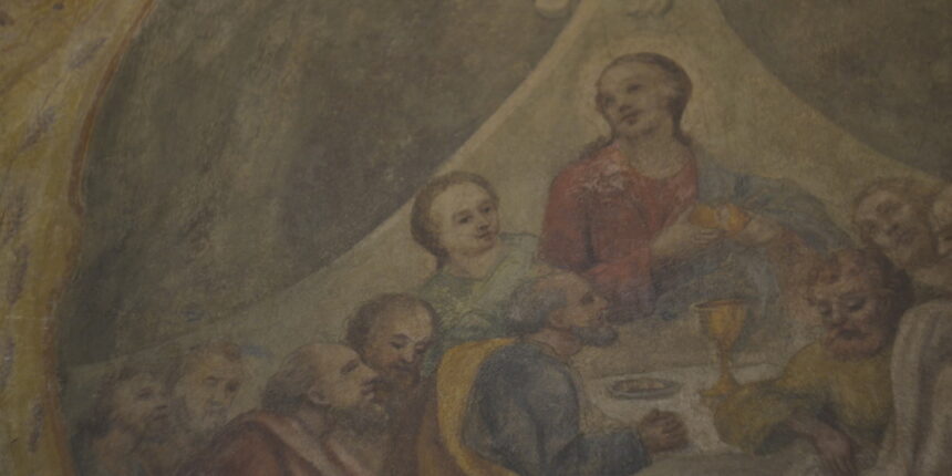 Вінничанам  показали унікальні фрески  XVIII століття (ФОТО)