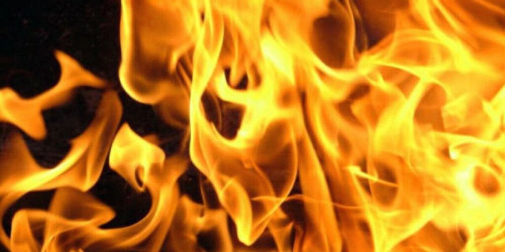 У Ямполі чоловік облив себе бензином і підпалив