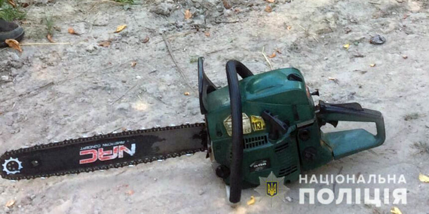 У Барському районі власнику повернули викрадену бензопилу