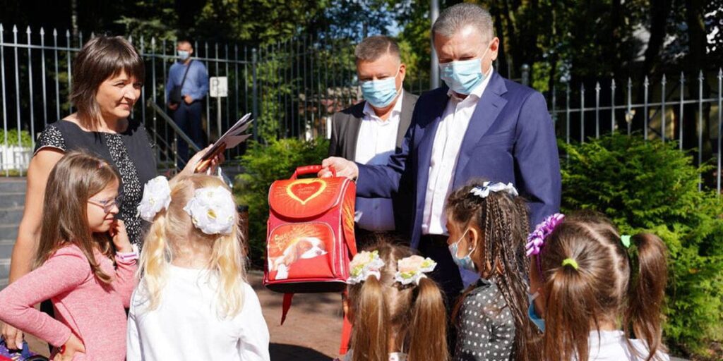 Мер Вінниці Сергій Моргунов зустрівся з дітьми-сиротами, які цього року стануть першокласниками