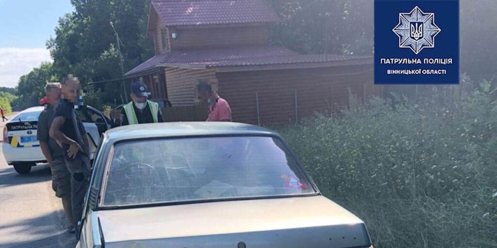 Вінницькі патрульні зупинили настільки п’яного водія, що навіть алкотестер “зашкалив”