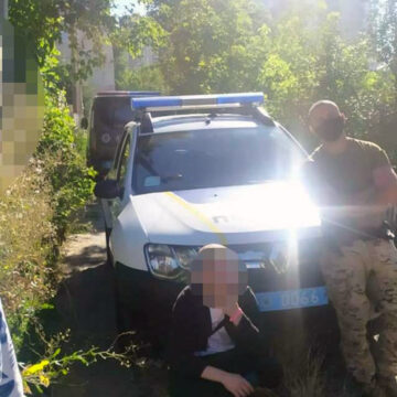 У Вінниці поліцейські затримали групу закладчиків наркотиків