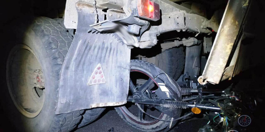 У Брацлаві під колесами вантажівки загинув 14-річний мотоцикліст