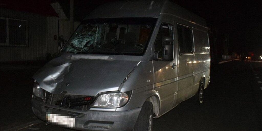 У Гайсині 52-річний пішохід загинув під колесами одразу двох автомобілів