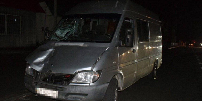 У Гайсині 52-річний пішохід загинув під колесами одразу двох автомобілів