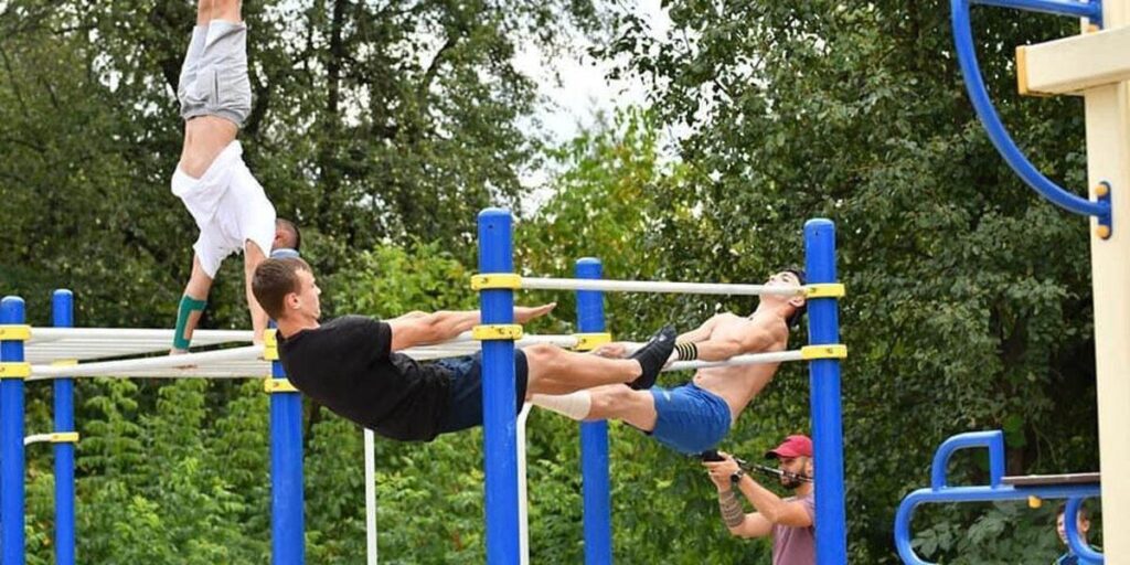 В Літині до Дня Незалежності України відбулися змагання зі стріт-воркауту
