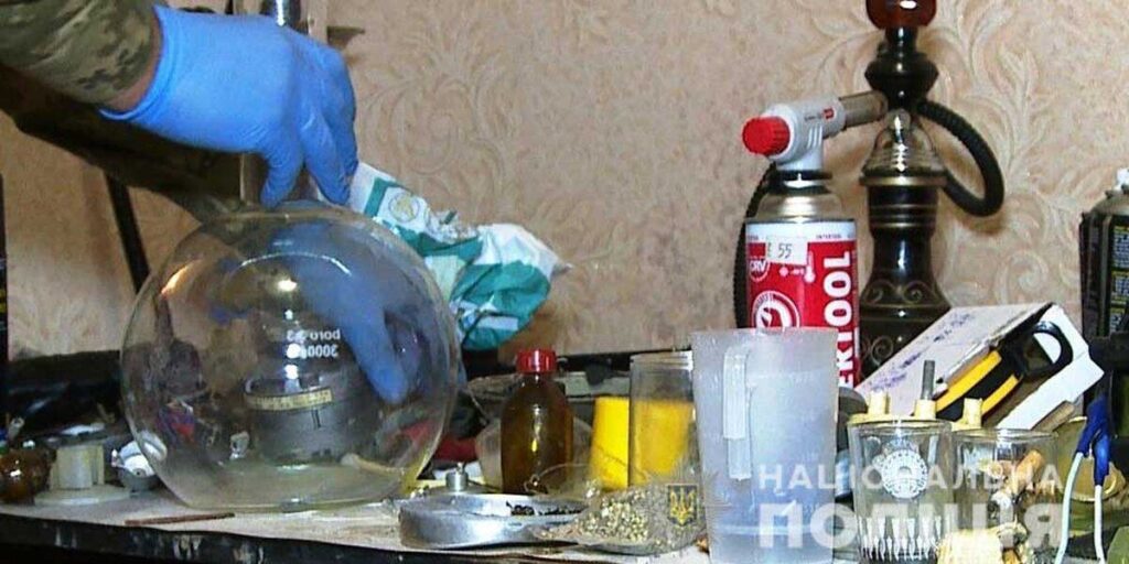 Калинівському районі викрили нарколабораторію