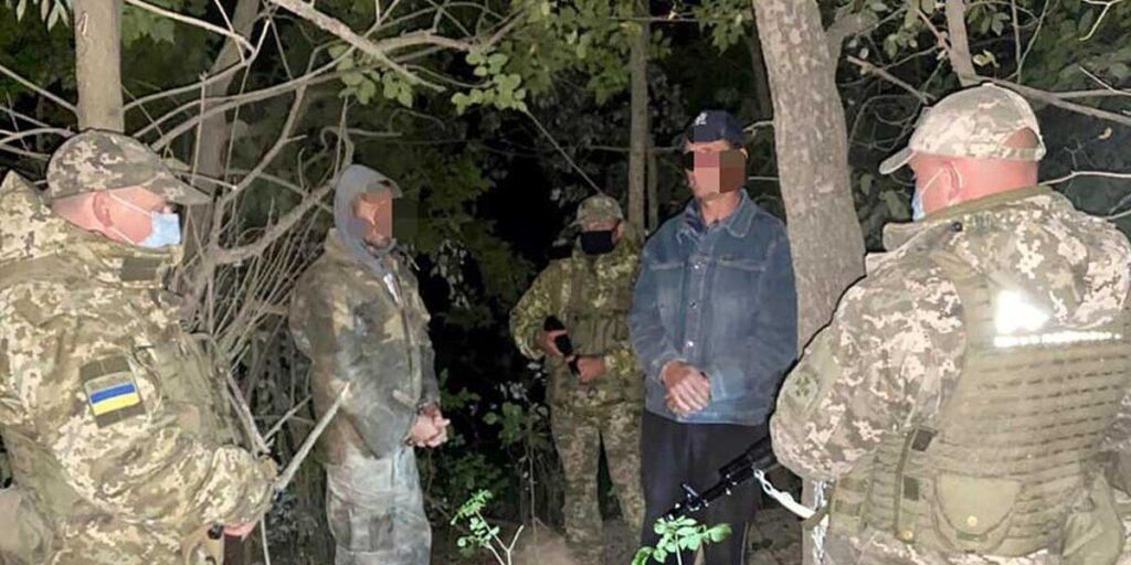 На Вінниччині прикордонники затримали рибалок з Молдови