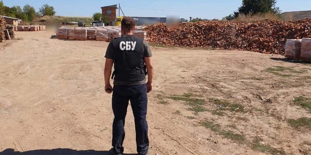 СБУ у Вінницькій області документує незаконне захоплення надр