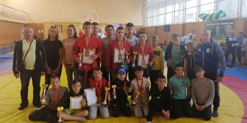 Чотири золоті медалі привезли вінничани з Всеукраїнського турніру з самбо