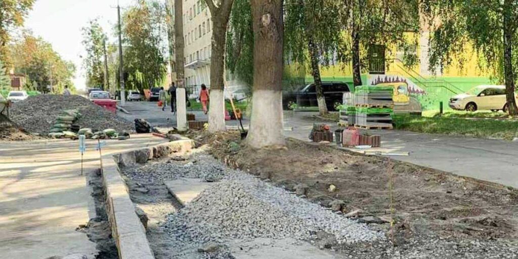 Біля педуніверситету до 21 вересня перекрито рух транспорту