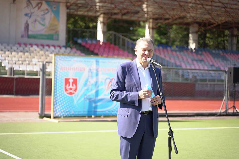 Міський голова Сергій Моргунов привітав спортсменів з професійним днем