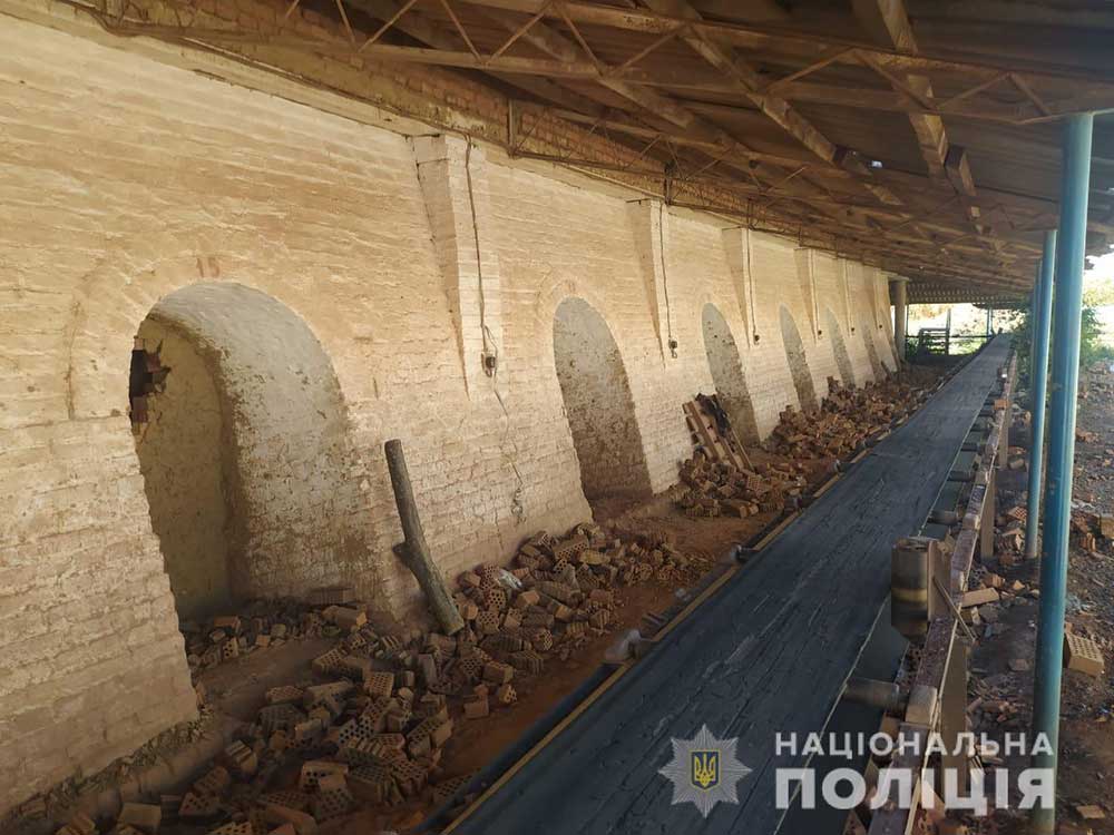 На Вінниччині підприємство налагодило незаконний видобуток глини