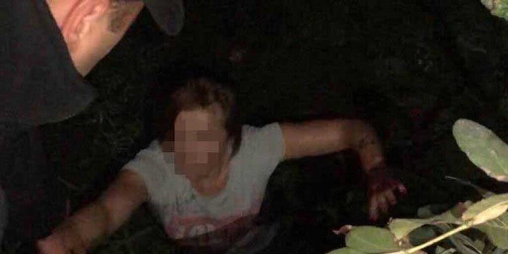 Барські поліцейські врятували жінку, яка вночі застрягла в очереті