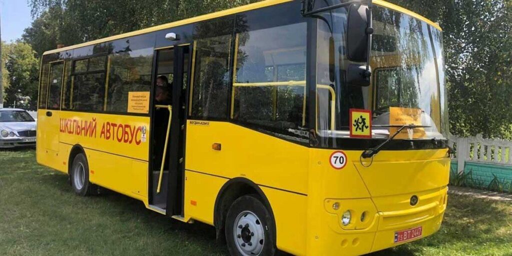 Вінничанин пропонує на період пандемії запровадити «шкільні» рейси громадського транспорту