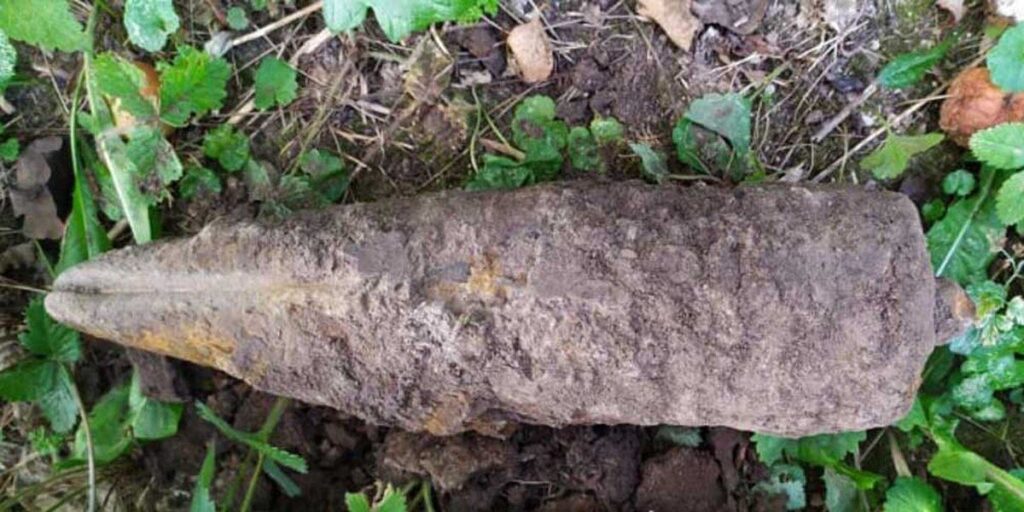 Неподалік Вороновиці виявили артснаряд