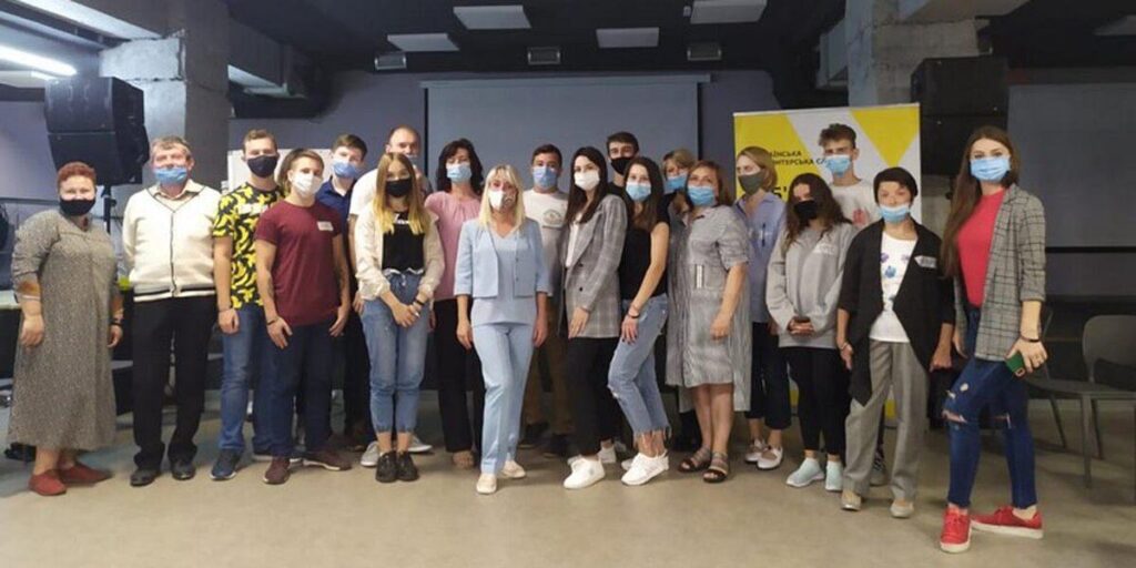 У Вінниці стартував практикум з волонтерського менеджменту