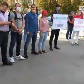 У Вінниці мітингують, щоб змінити керівника екоінспекції області